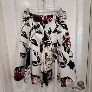 Martha B Floral A-Line Skirt - Black and White size 8